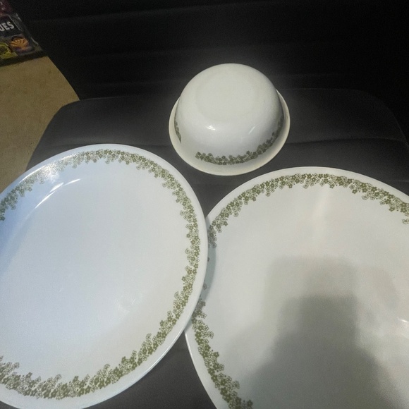 Vinage Dish ware - Corning, Correll, Pyrex - Picture 11 of 13